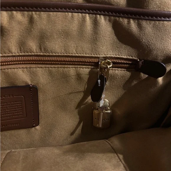 Coach Men's Brown Leather Briefcase with Gold Hardware - Picture 3 of 7